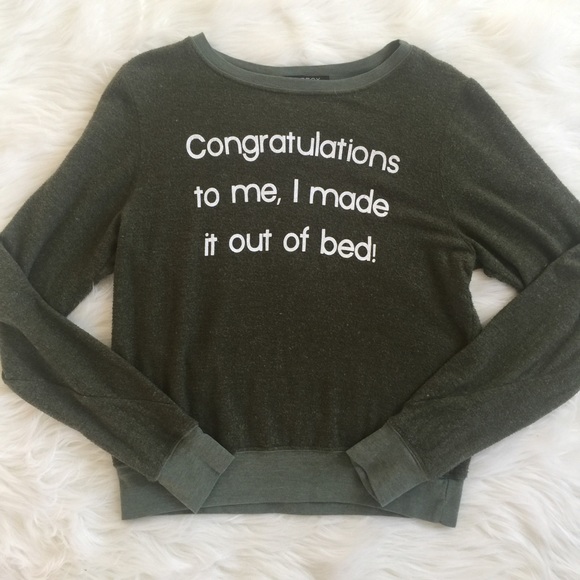 SOLD W i l d f o x Beach Jumper - Picture 2 of 6